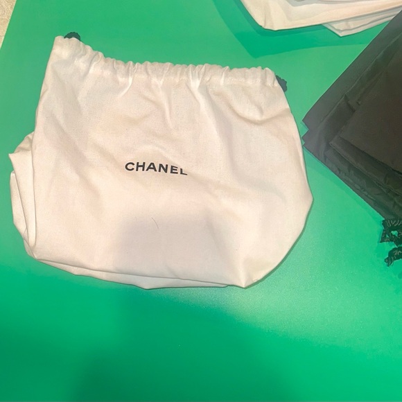 Chanel Women's White and Black Drawstring Bags - Picture 2 of 3